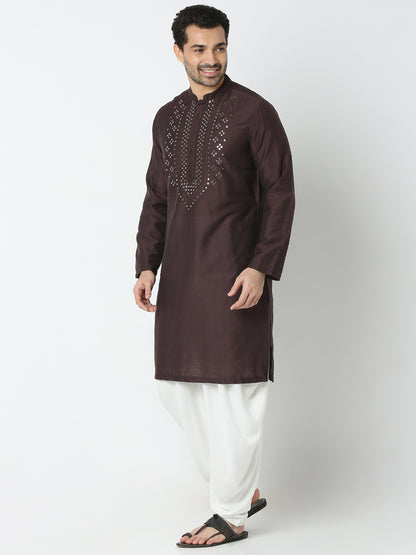 Regular Fit Embellished Kurta