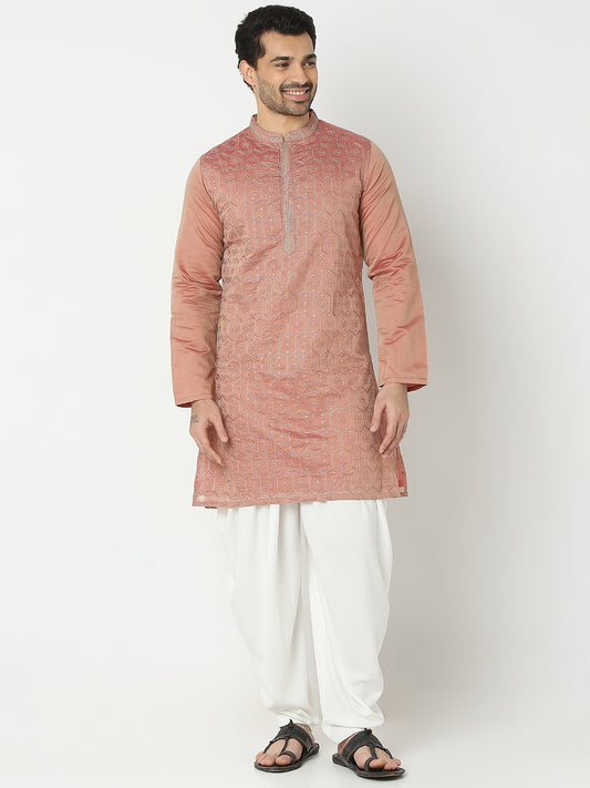 Regular Fit Embroidered Kurta