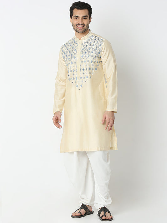 Regular Fit Embroidered Kurta