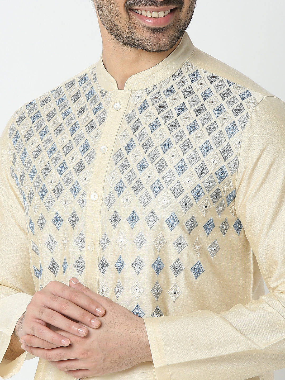 Regular Fit Embroidered Kurta