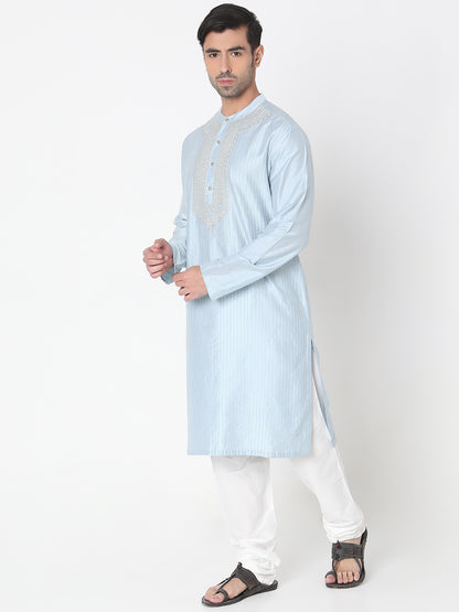 Regular Fit Embellished Kurta