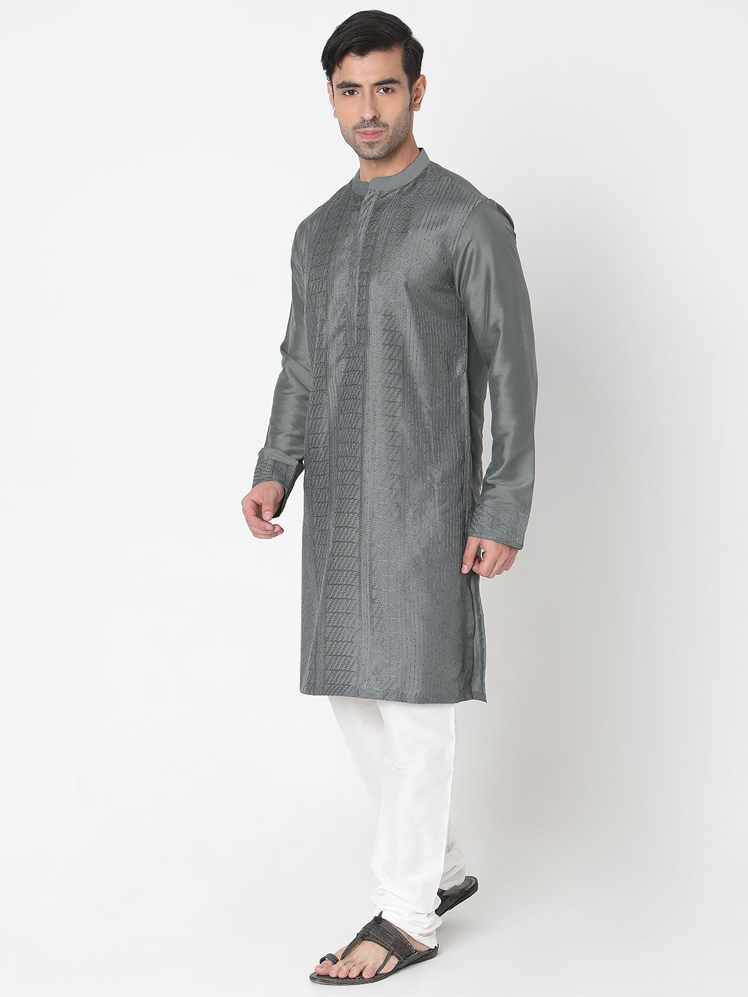 Regular Fit Embellished Kurta