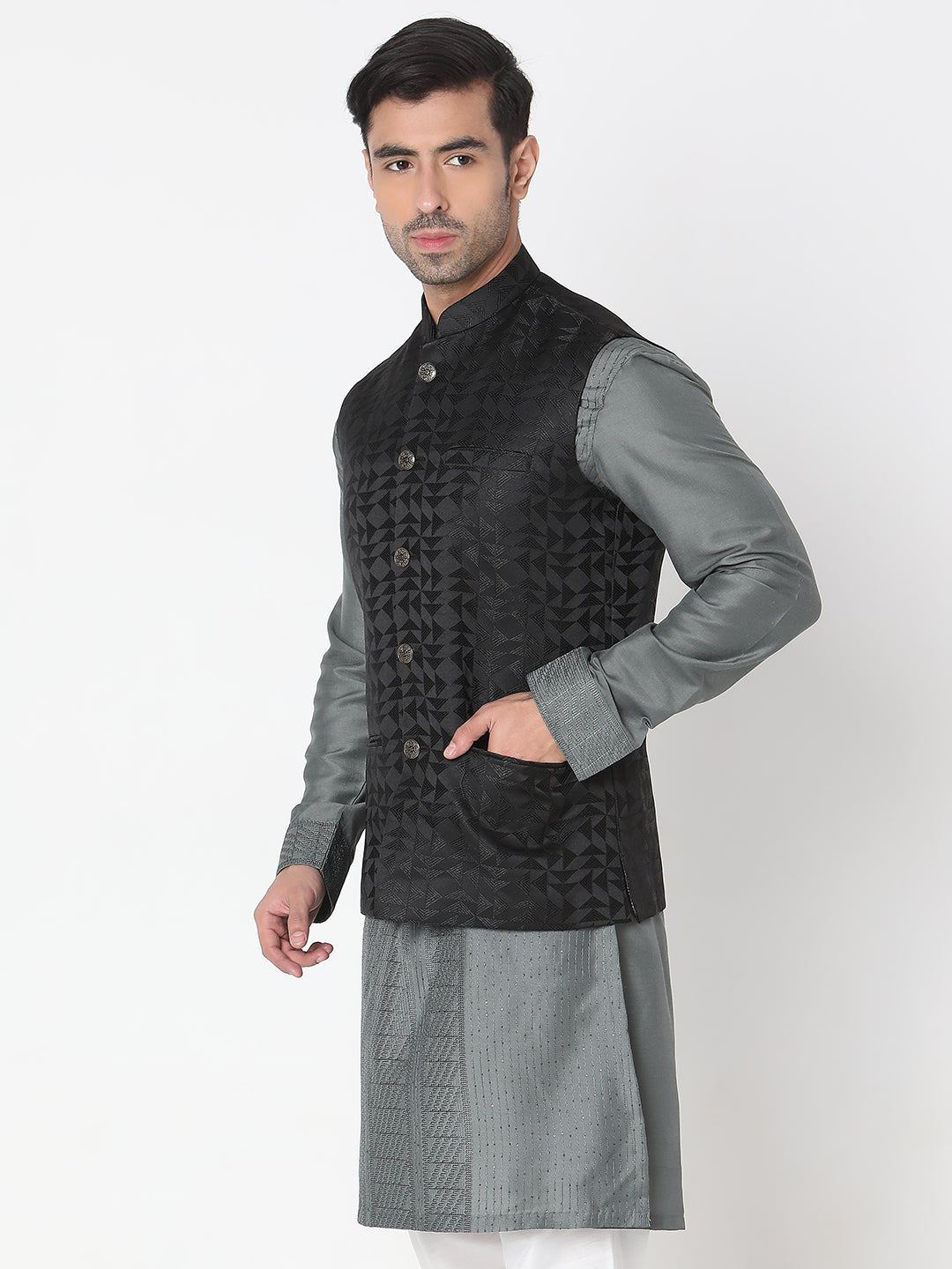 Regular Fit Solid Ethnic Jackets