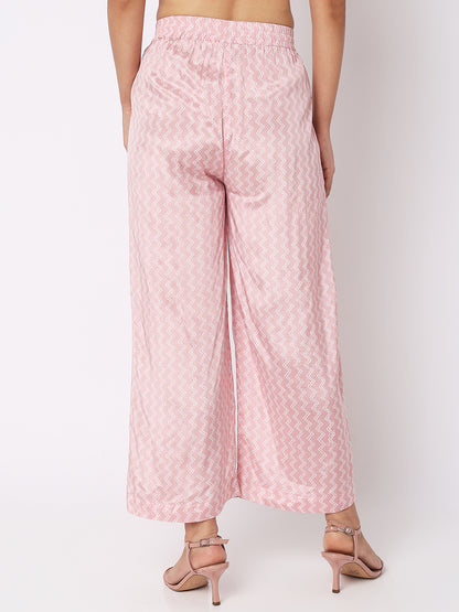 Nylangan Women Wearing Dusty Pink Viscose Printed Palazzo
