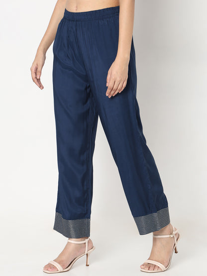Straight Fit Solid Mid Rise Pants
