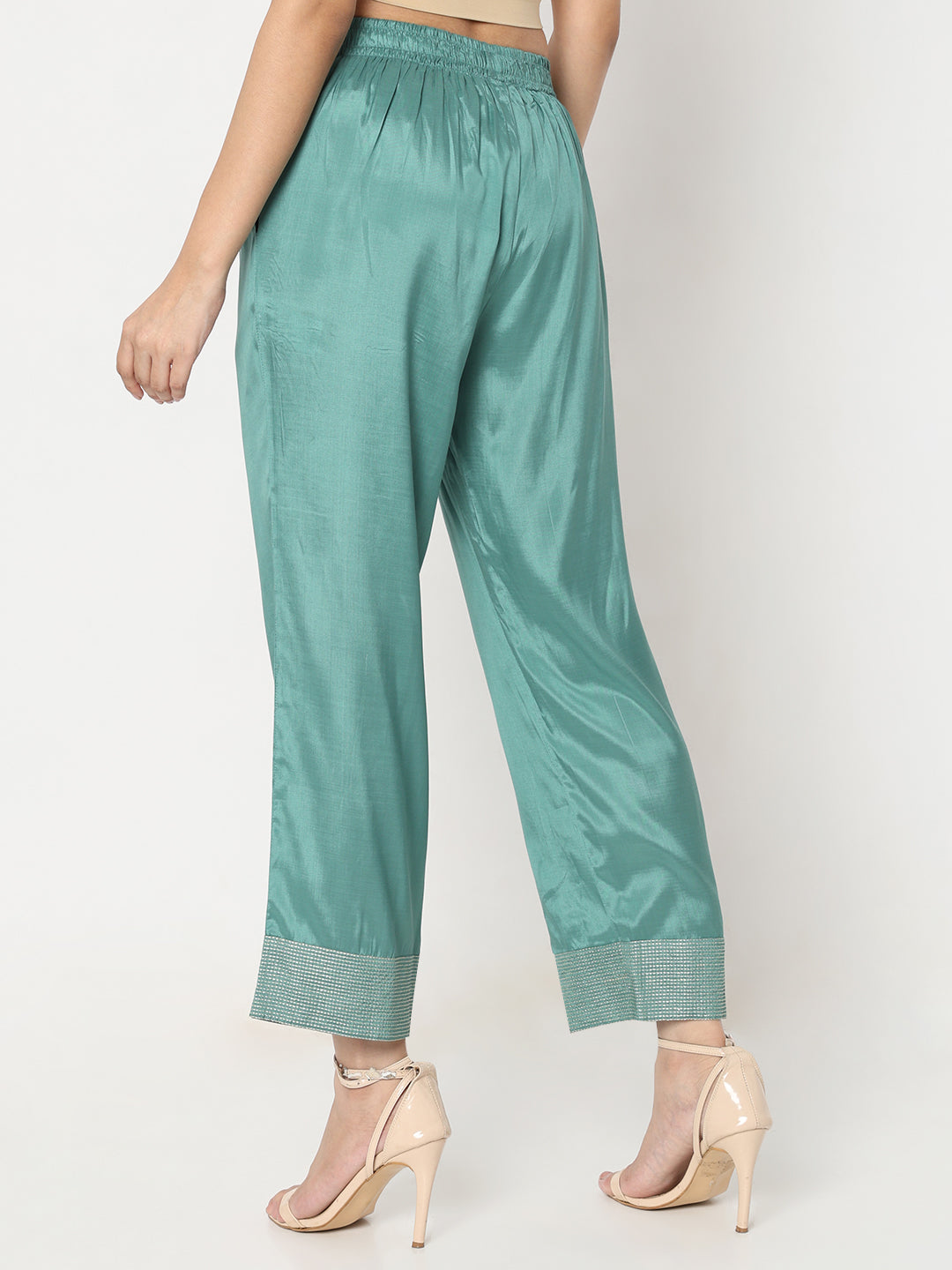 Straight Fit Solid Mid Rise Pants
