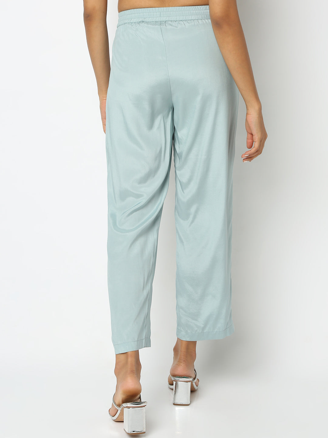 Regular Fit Solid Mid Rise Pants