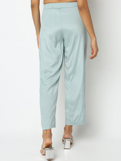 Regular Fit Solid Mid Rise Pants