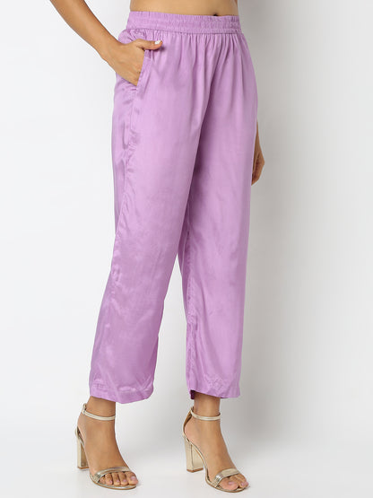 Regular Fit Solid Mid Rise Pants