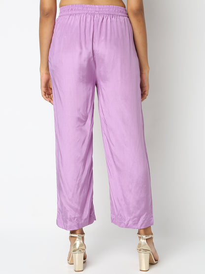 Regular Fit Solid Mid Rise Pants