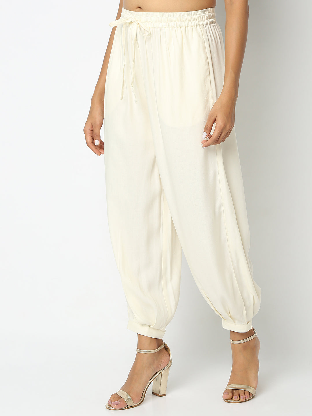 Regular Fit Embroidered Mid Rise Pants