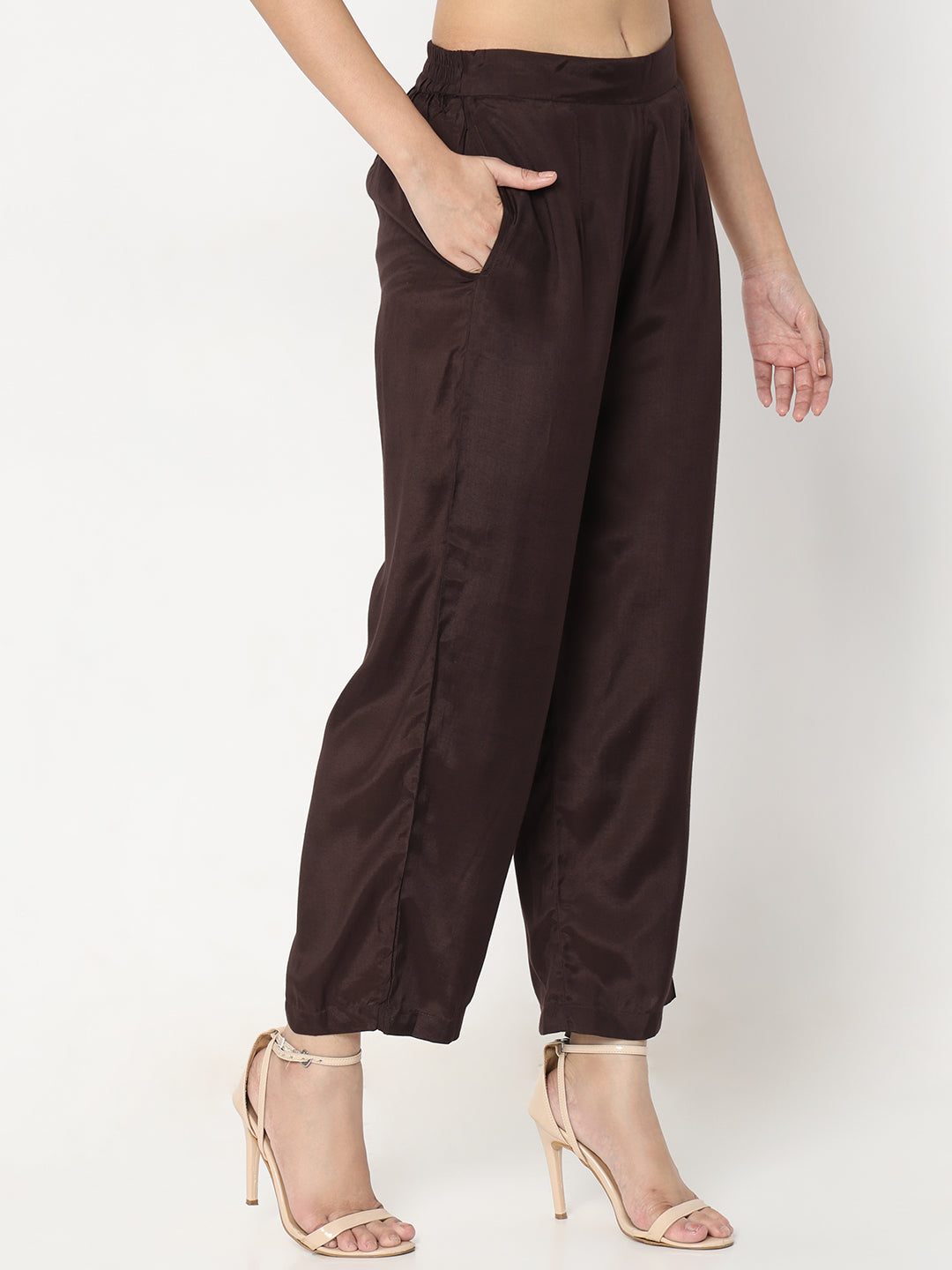 Straight Fit Solid Mid Rise Pants