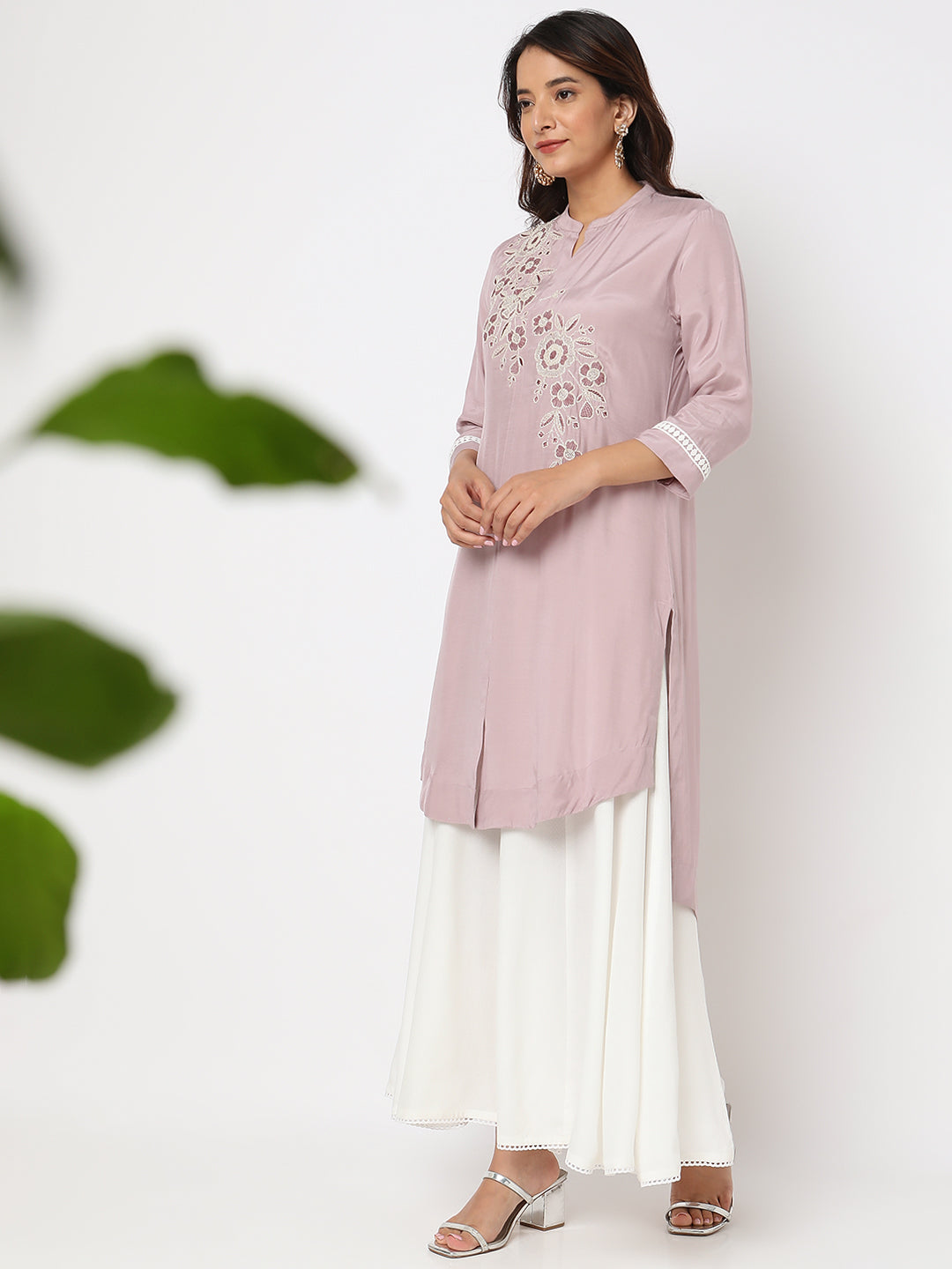 PALE PINK