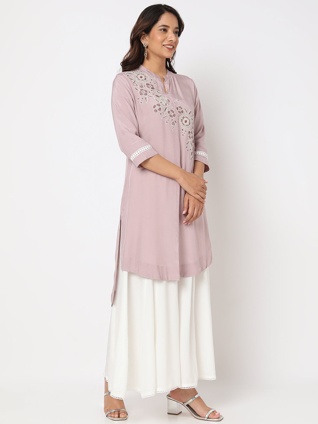 PALE PINK