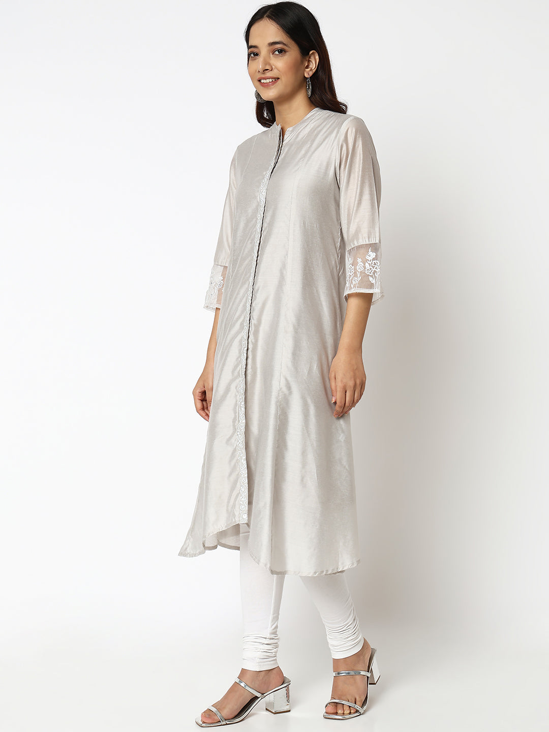 Women Wearing Straight Fit Embroidered Kurta