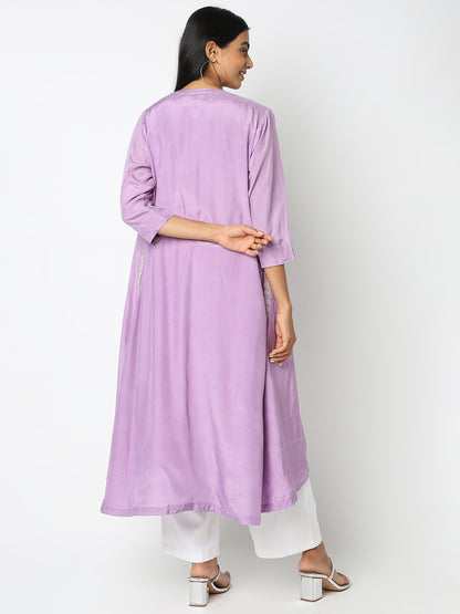 Regular Fit Embroidered Kurta