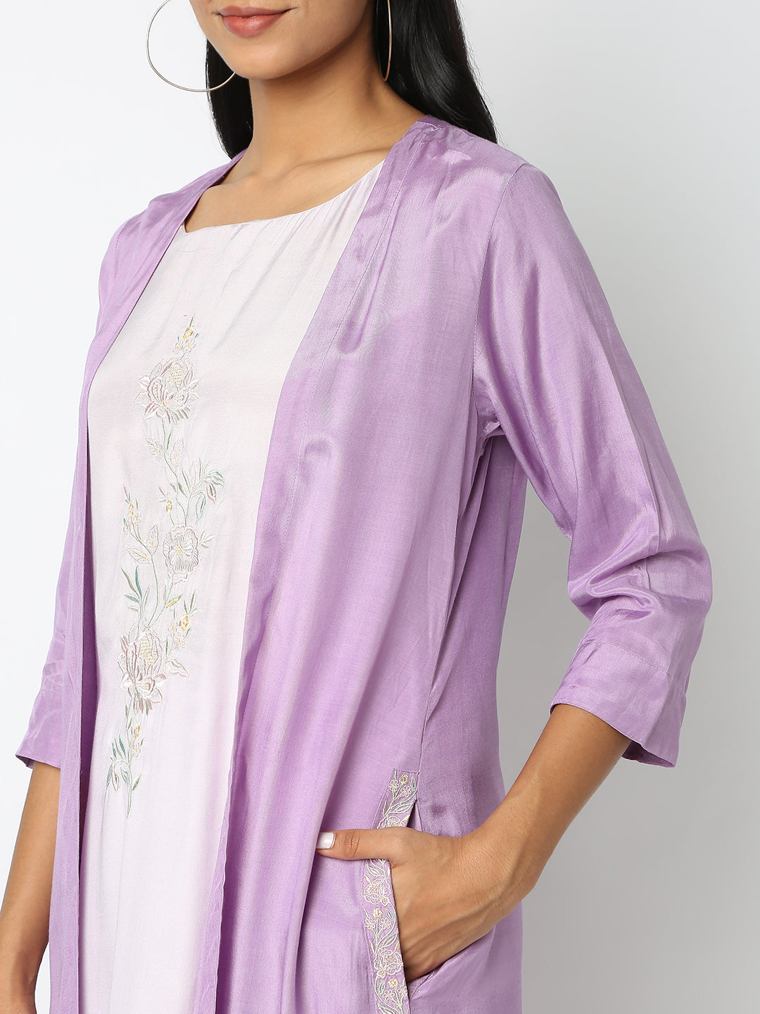 Regular Fit Embroidered Kurta