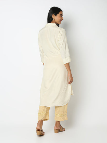 Regular Fit Embroidered Kurta