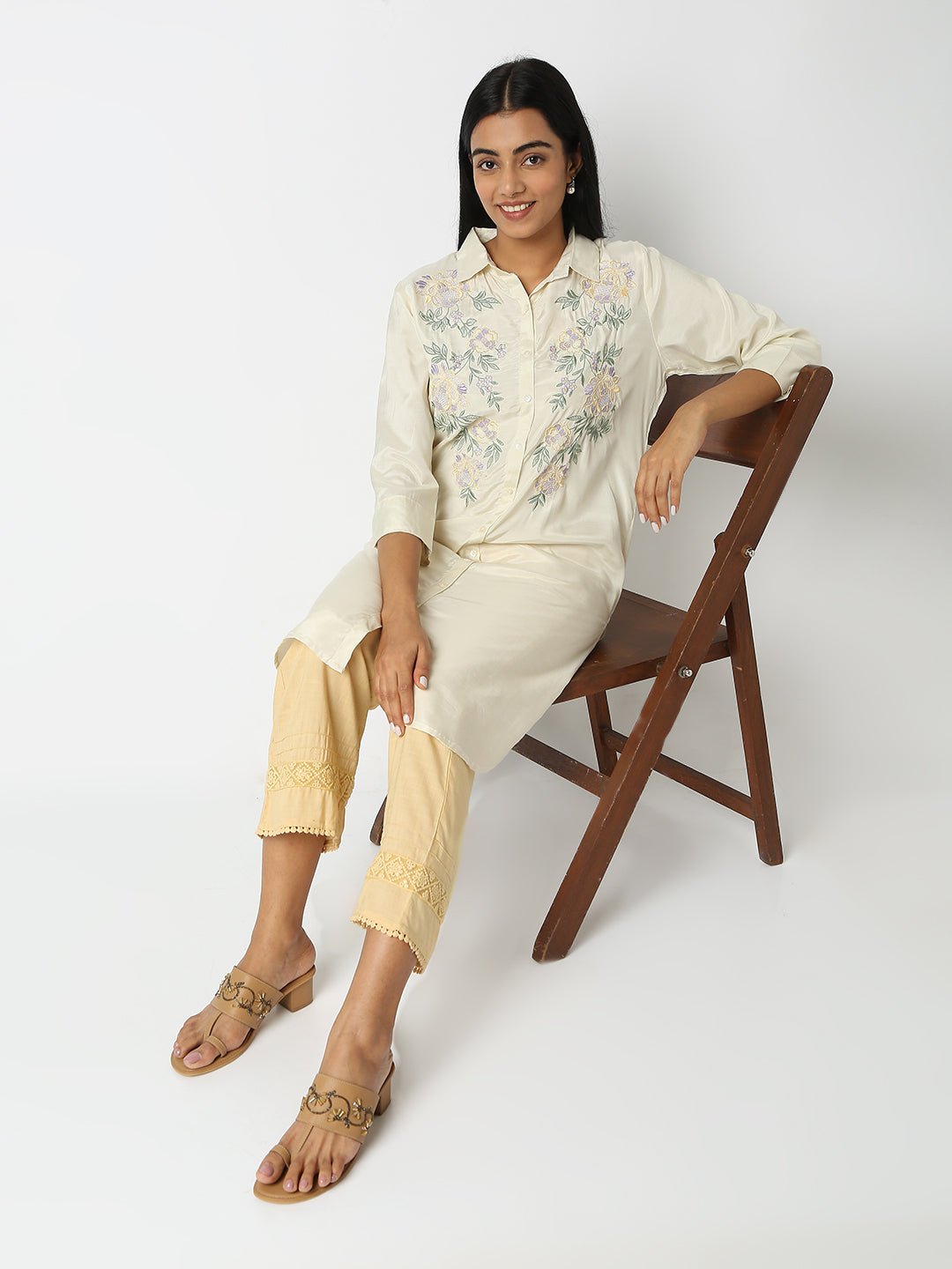 Regular Fit Embroidered Kurta