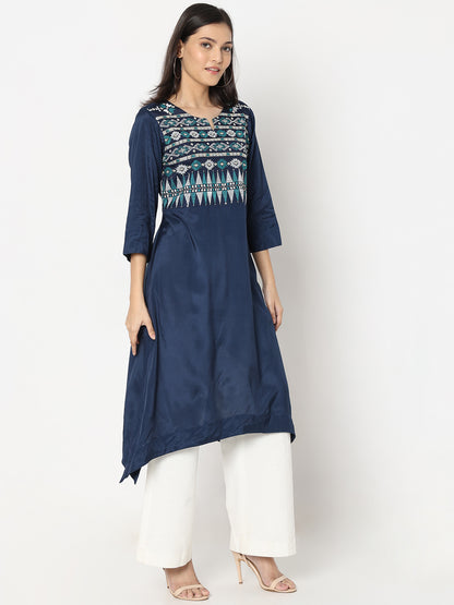 Straight Fit Embroidered Kurta