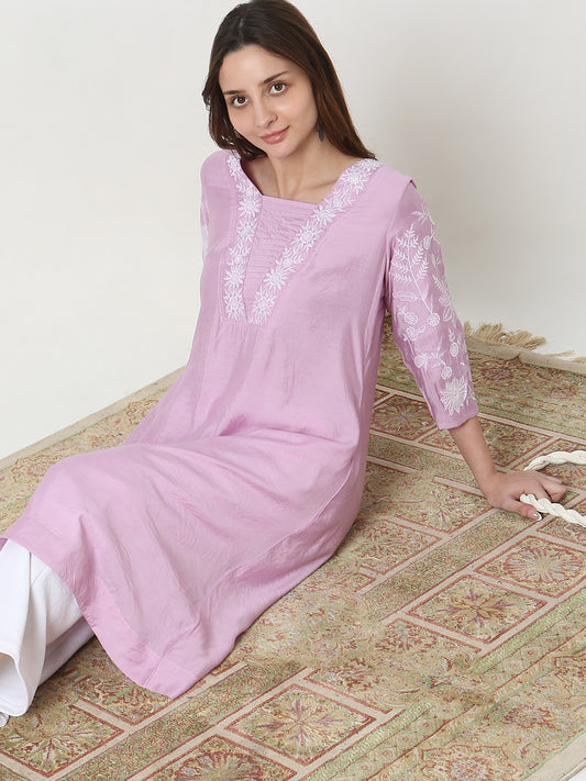 Nylangan Regular Fit Embroidered Kurta