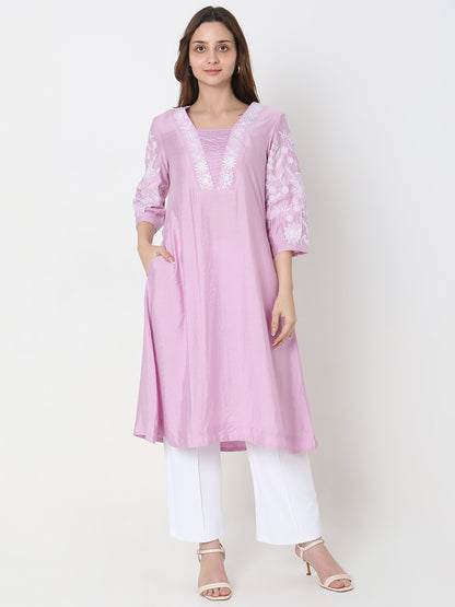Nylangan Regular Fit Embroidered Kurta