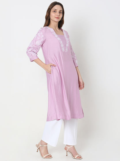 Nylangan Regular Fit Embroidered Kurta