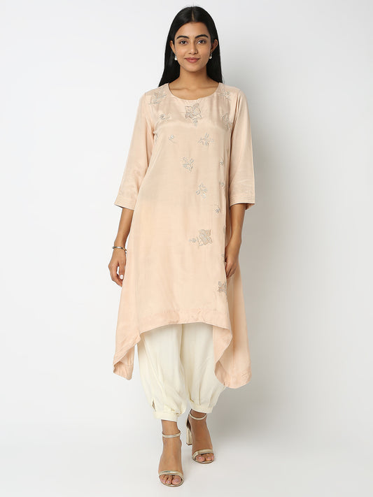 Regular Fit Embroidered Kurta
