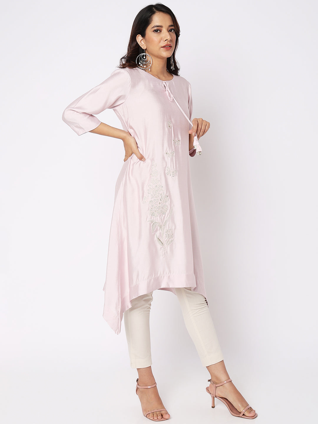 Nylangan Women Wearing Dusty Lilac Chanderi Satin Embroidered Kurta