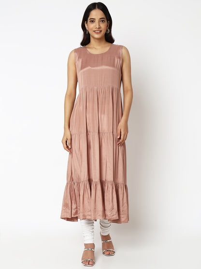 Women Wearing Comfort Fit Embroidered Kurta