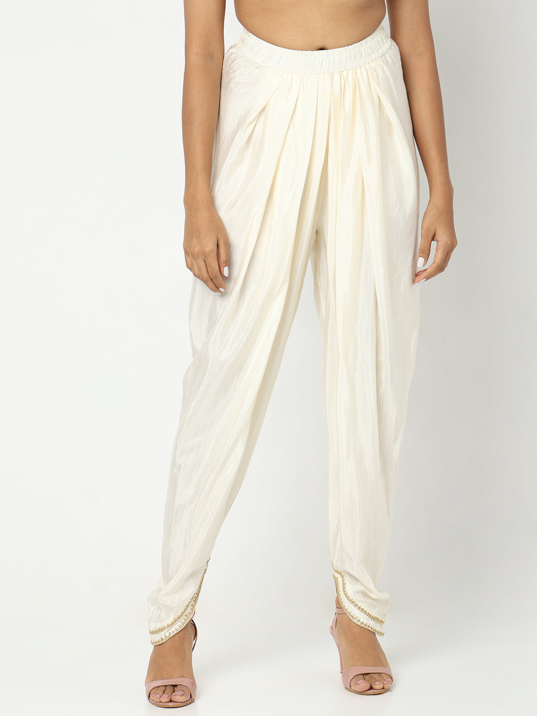 Regular Fit Solid Mid Rise Pants
