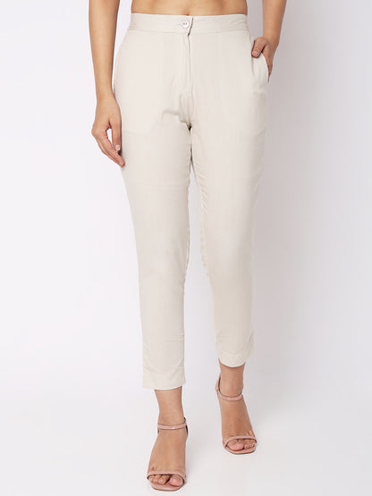 Women Wearing Shell Cotton Solid Pant
