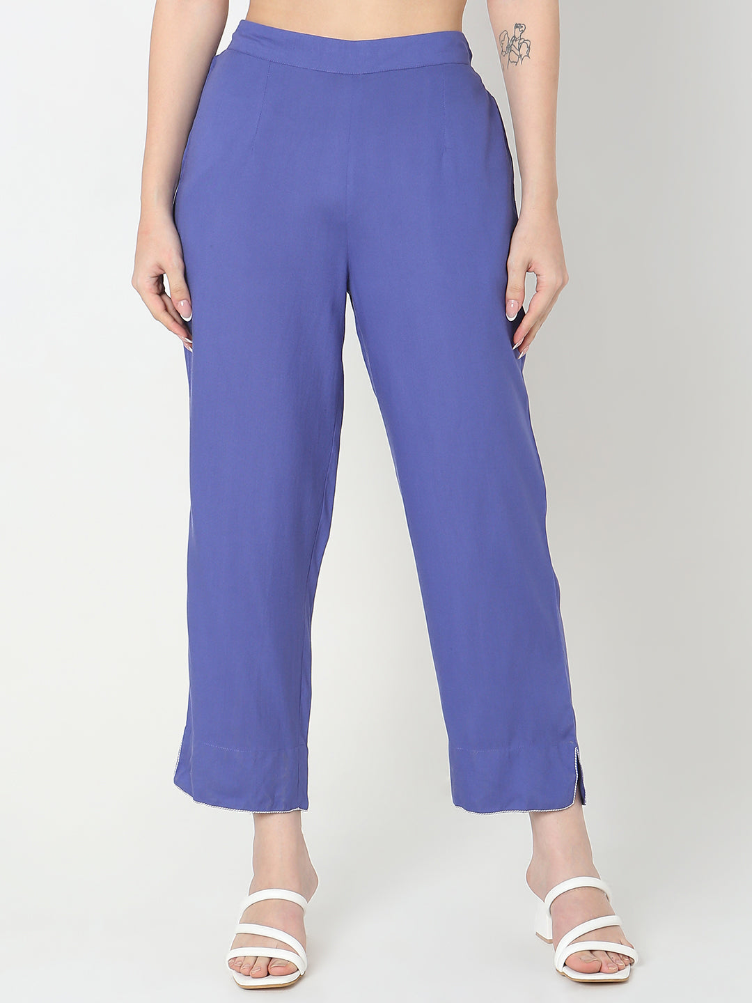 Straight Fit Solid Mid Rise Pants