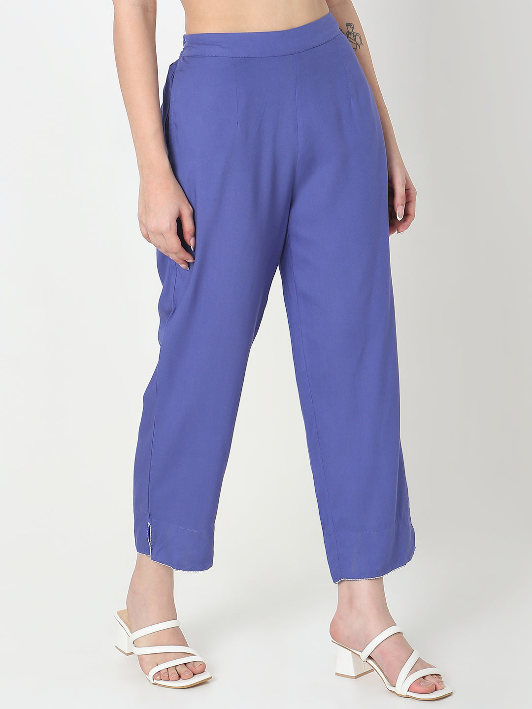Straight Fit Solid Mid Rise Pants