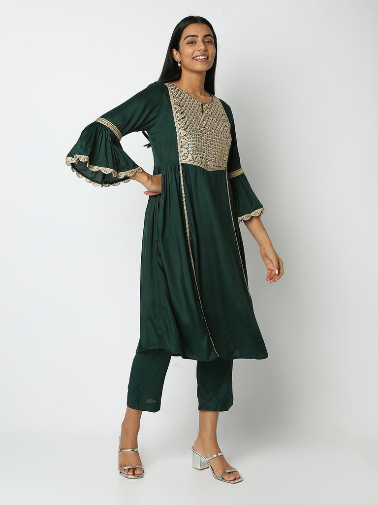 Regular Fit Embellished Kurta Sets