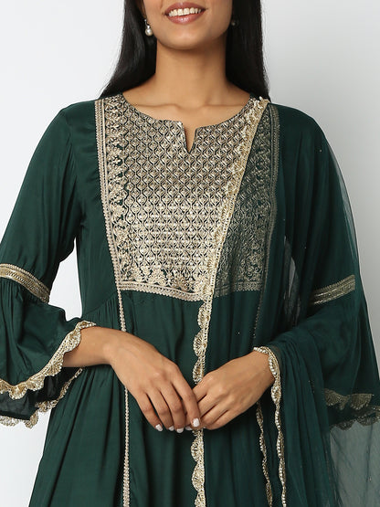 Regular Fit Embellished Kurta Sets