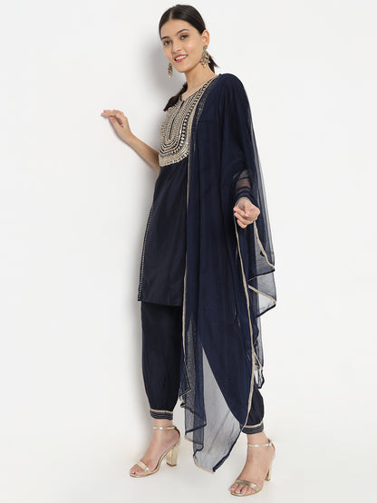 Straight Fit Embellished Kurta Setss