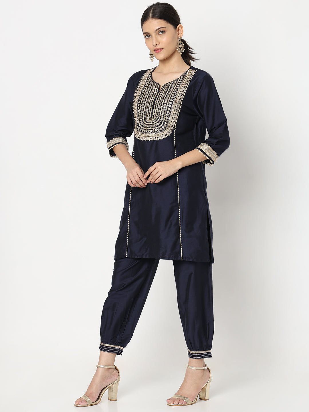 Straight Fit Embellished Kurta Setss