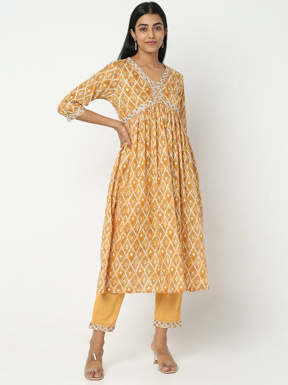 Regular Fit Printed Kurta Sets