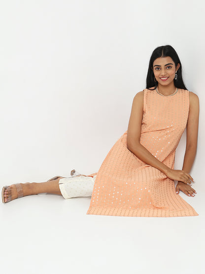 Straight Fit Embellished Kurta