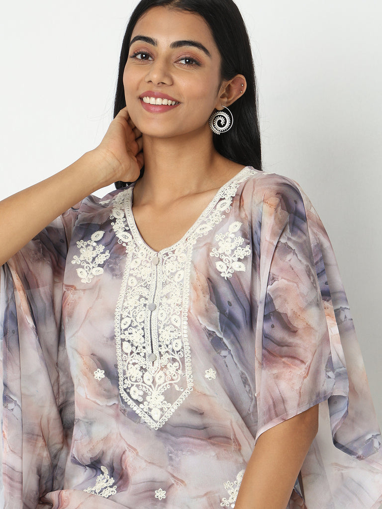 Regular Fit Embroidered Kurta