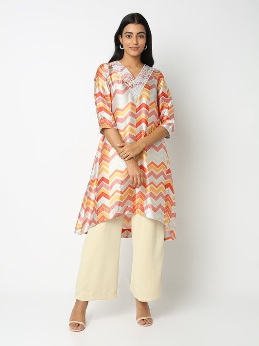 Straight Fit Embroidered Kurta