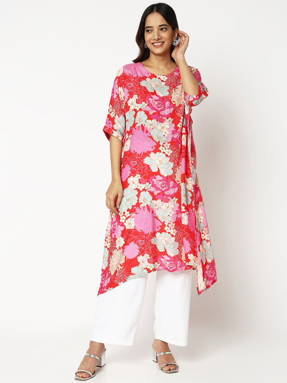 Women Wearing Boxy Fit Printed Kurta