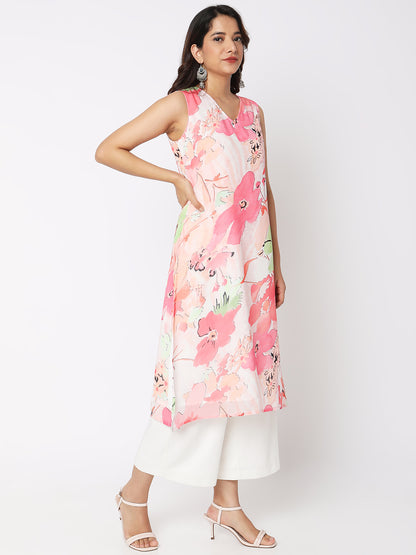 Women Wearing Peach Polyester Embroidered Kurta