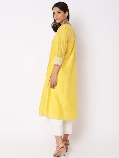 Women Wearing Yellow Viscose Silk Embroidered Kurta