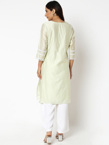 Women Wearing Straight Fit Embroidered Kurta