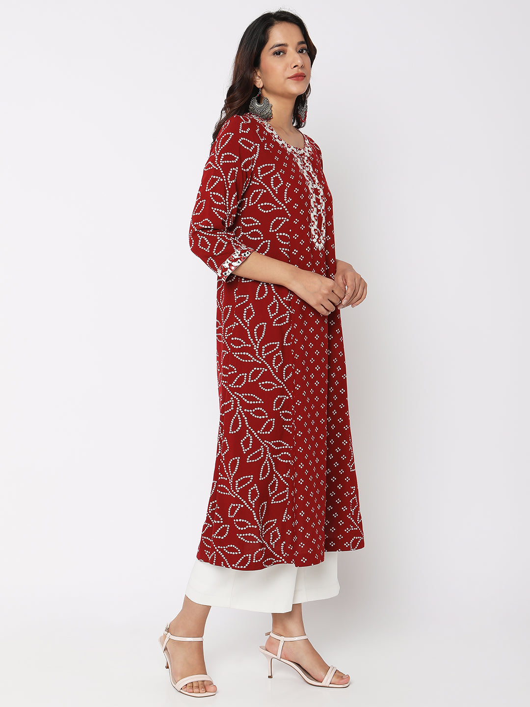 Women Wearing Maroon Viscose Printed Kurta