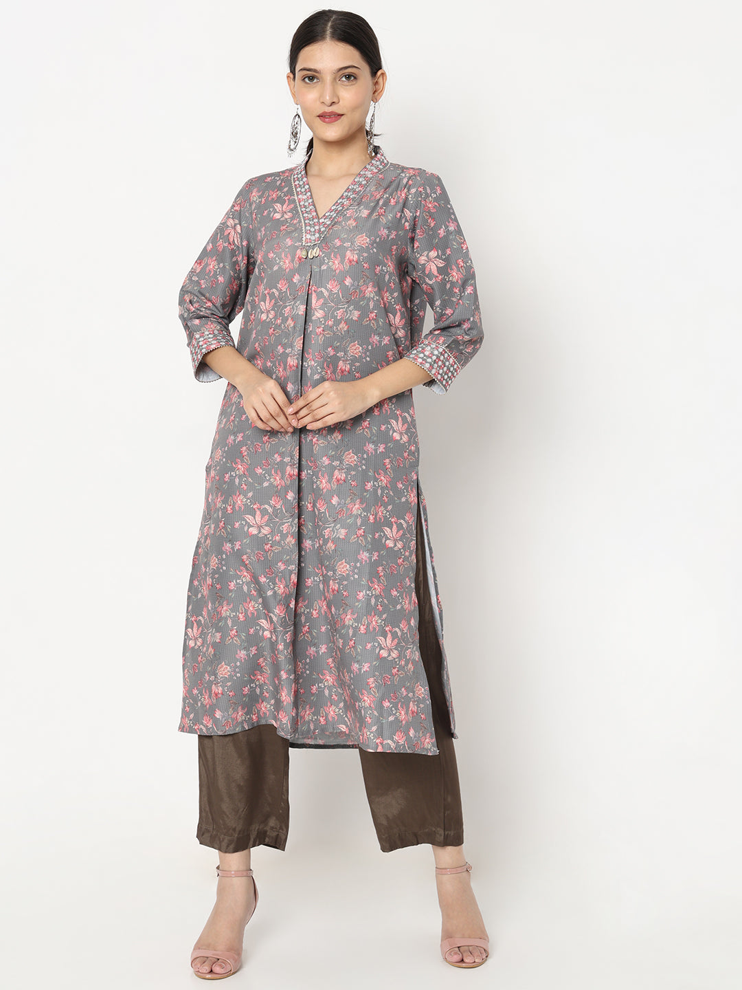 Regular Fit Embroidered Kurta