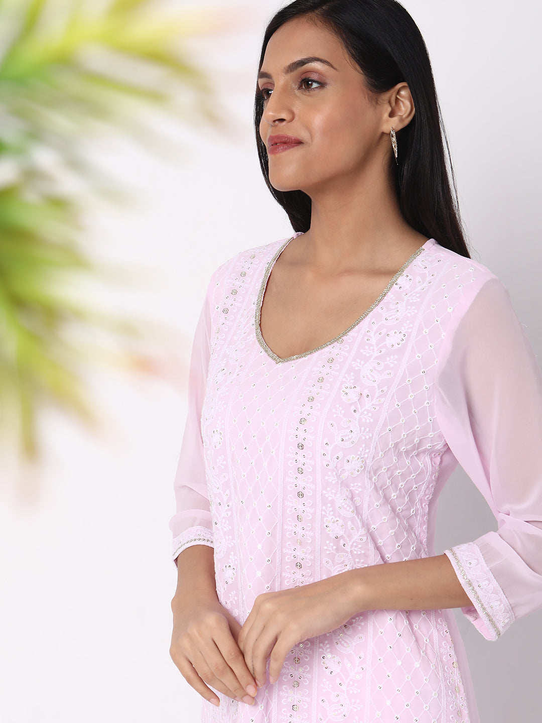 Straight Fit Embroidered Kurta