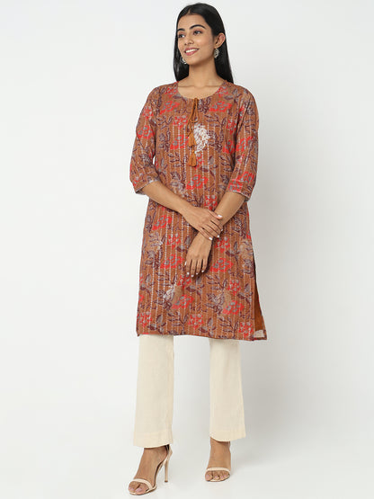 Straight Fit Embroidered Kurta